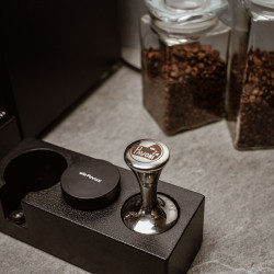 La Pavoni Leveler – Ammattimainen kahvin jakaja (musta)
