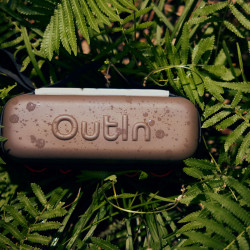 Outin Eva Protective Case - suojakotelo (Maple Brown)